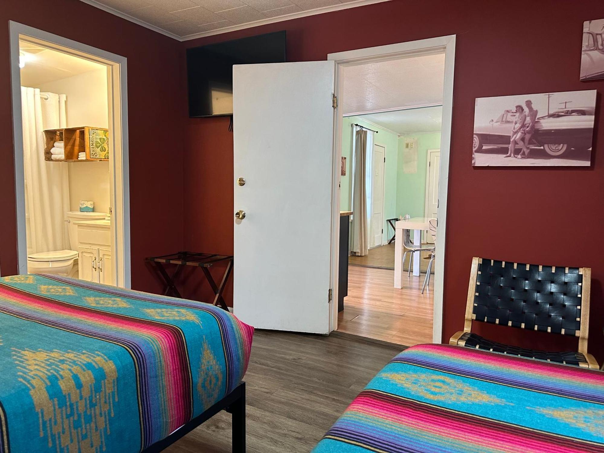 Hotel Kitsmiller On Main フレデリックスバーグ エクステリア 写真