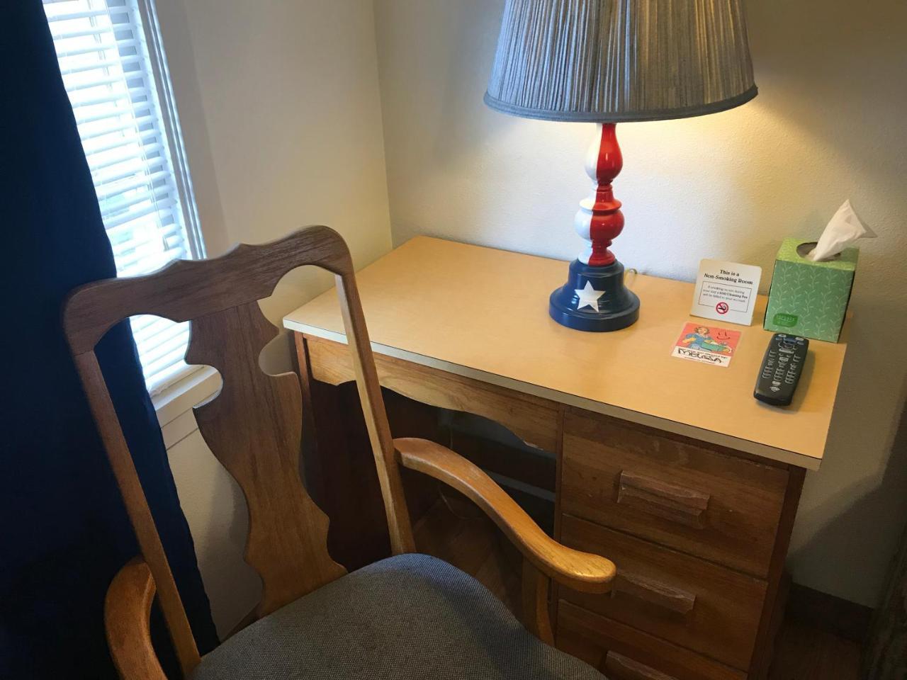 Hotel Kitsmiller On Main フレデリックスバーグ エクステリア 写真